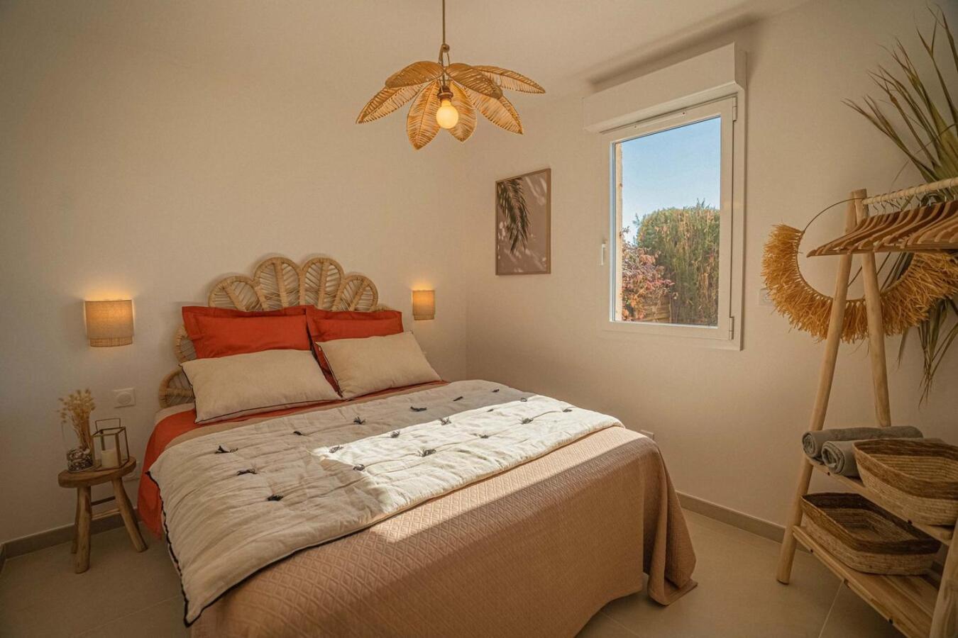 Logement Vue Mer Splendide - Situe A 50 Metres Du Bord De Mer Et 2 Minutes Des Plages - Bandolina Exterior photo